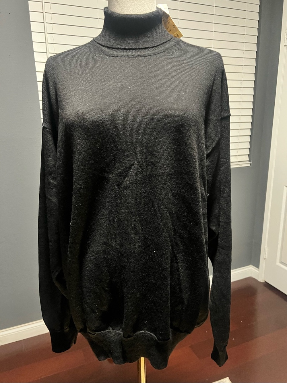 New Soft Ladies Black Turtleneck Sweater. Made of 100% Merino Wool. Size L